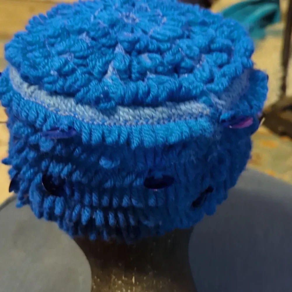 Vintage Crochet & knit cloche Hat - Picture 5 of 6